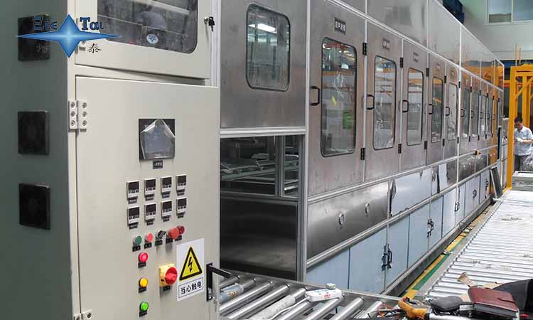 噴淋超聲波清洗機(jī)的系統(tǒng)組成_噴淋清洗設(shè)備的產(chǎn)品特點及應(yīng)用領(lǐng)域介紹