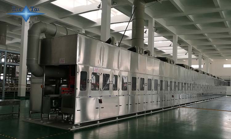 全自動(dòng)超聲波清洗機(jī)的特點(diǎn)和價(jià)格以及注意事項(xiàng)