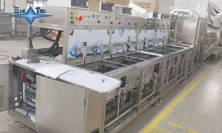 大型超聲波清洗機(jī)替代人工刷洗：潔泰定制化除油除銹方案，提升良品率