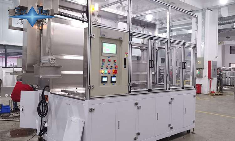 大型超聲波清洗機：潔泰助力精密制造，徹底清除盲孔油泥